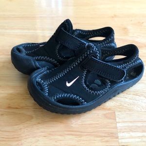 Nike Water Shoes size 5C